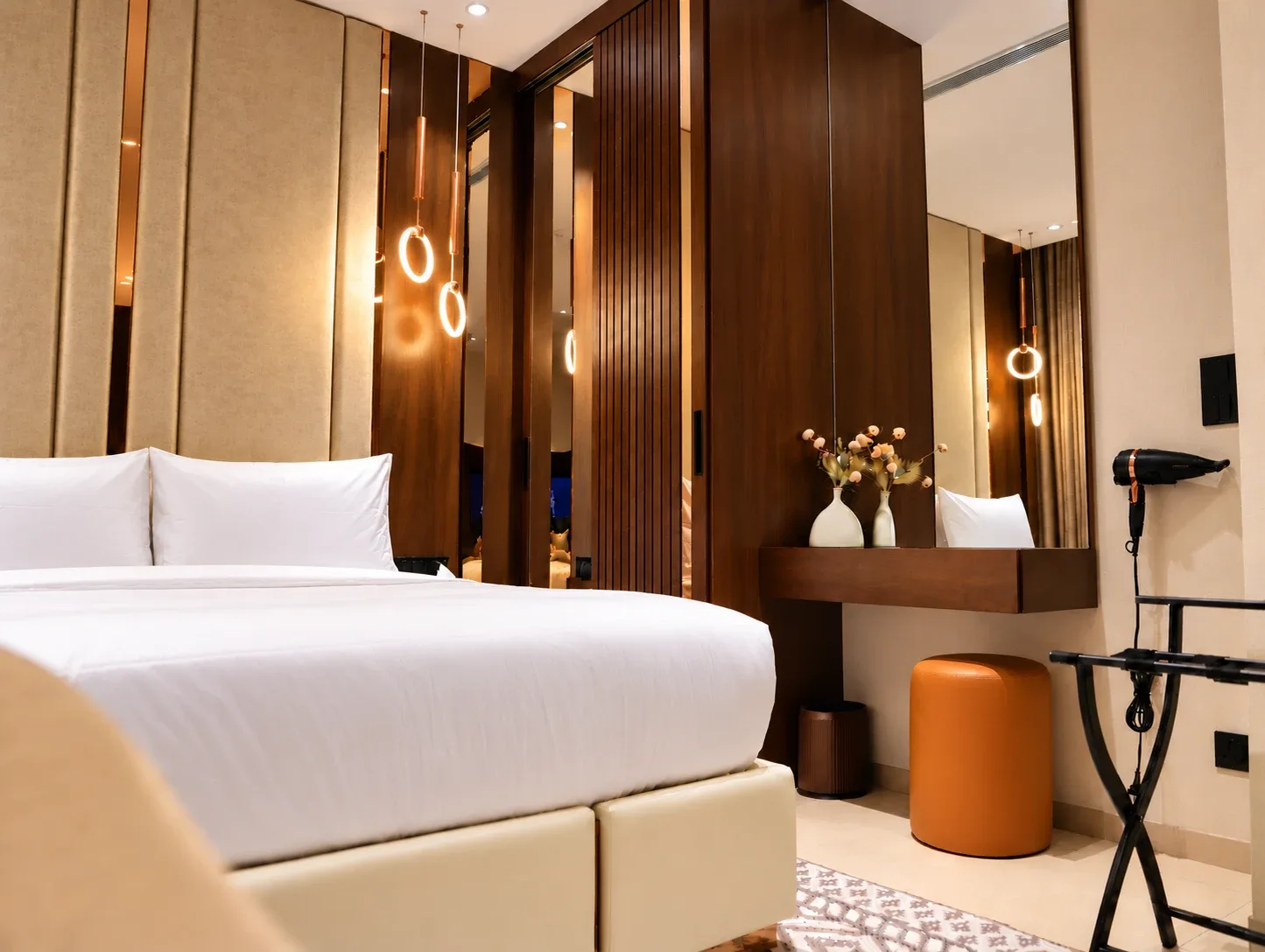 Suite bedroom